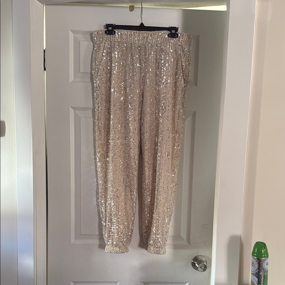 Cream Ankle bubble with Shimmery Fabric and Elastic Waistband